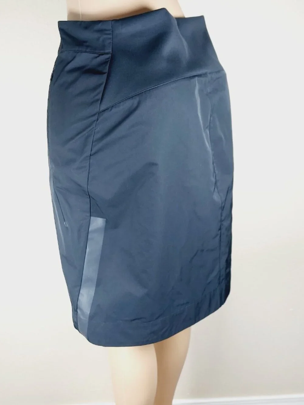 Nike Women's Black Sportswear Bonded Front Slit Casual A-Line Skirt Size L